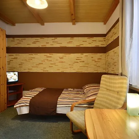 Zimorodek Poczuj Z Nami Magie Karpacza Spacerujac Do Centrum Widok Na Sniezke Guest house Karpacz