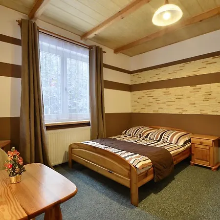 Zimorodek Superior Z Balkonem Szum Lasu I Strumyka Szlaki Aquapark Casa de hóspedes 3*