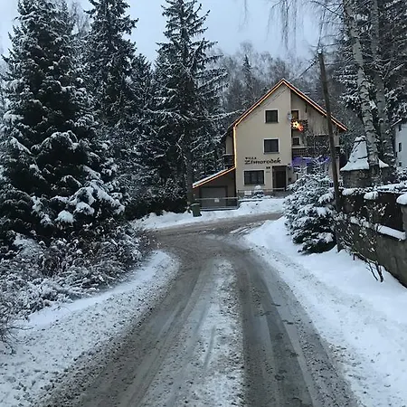 Zimorodek Poczuj Z Nami Magie Karpacza Spacerujac Do Centrum Widok Na Sniezke Guest house Karpacz